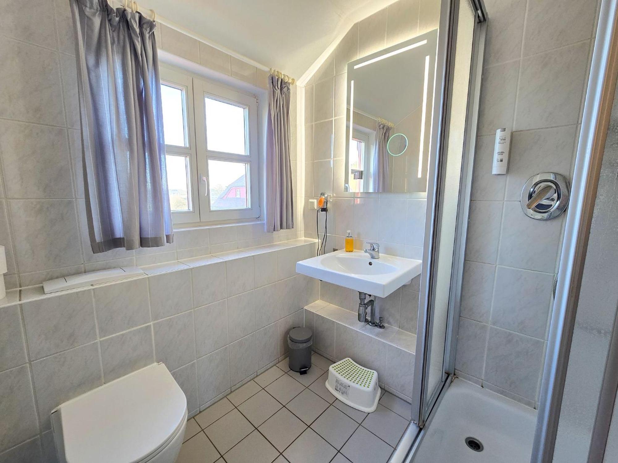 Feriendorf Rugana - Budget Appartement Mit 1 Schlafzimmer B57 Dranske Exterior photo